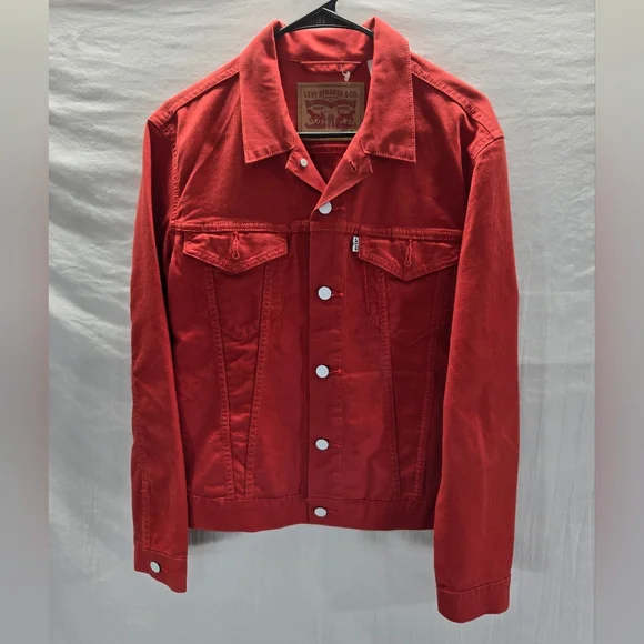 Levis Women’s Size Medium Red Jean Trucker Jacket New with Tags - Picture 1 of 4